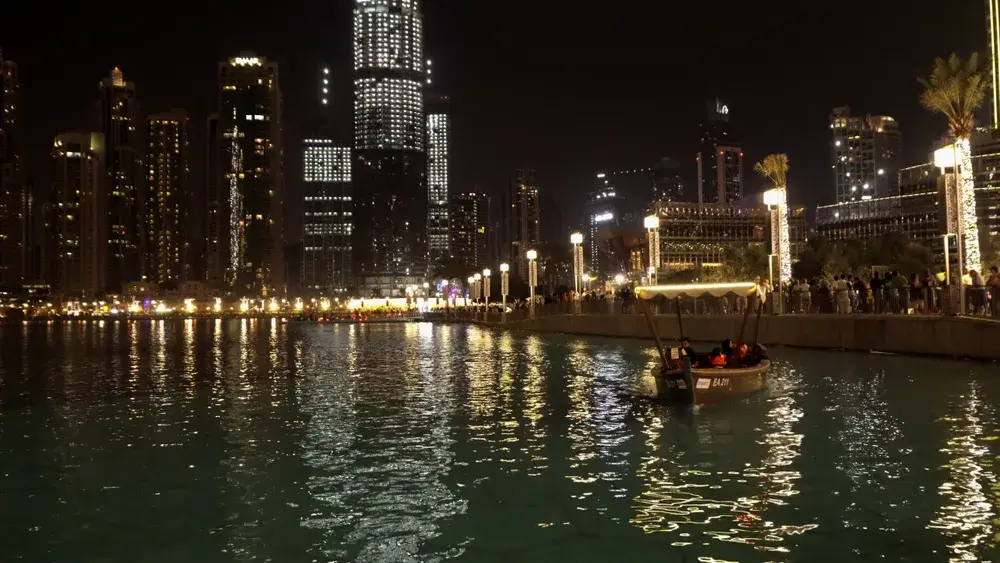 Dubai Fountain Show and Lake Ride - Photo 3