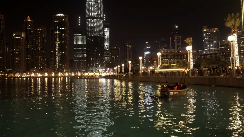Dubai Fountain Show and Lake Ride - Photo 3